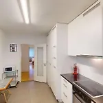 Terrific 2bd Flat Near Center And - 5 Apartment *